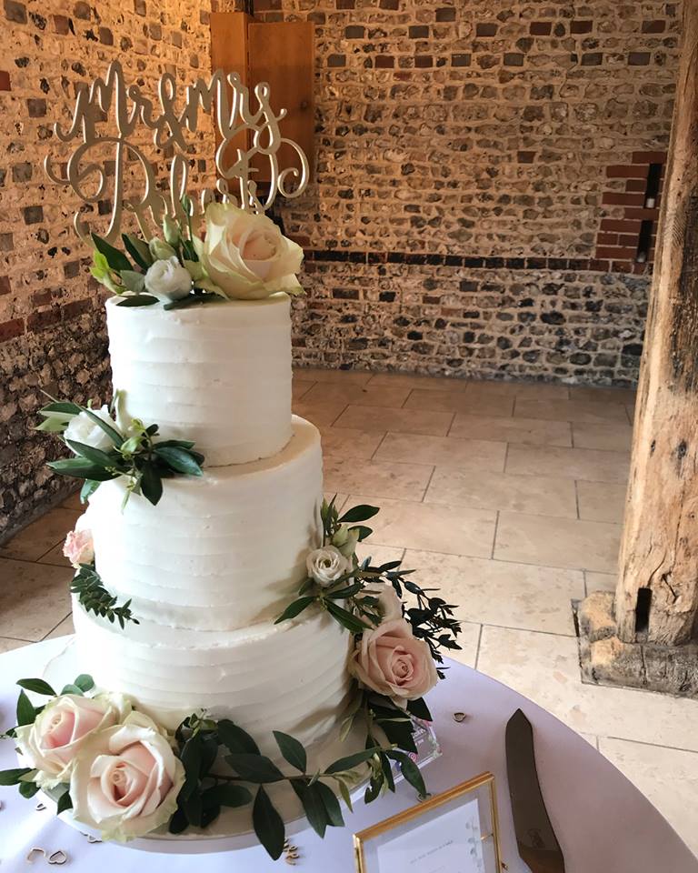 Stable Cottage Cakes Wedding Cakes Bridebook